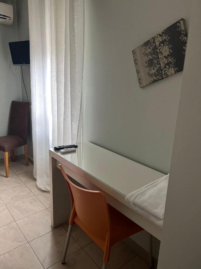 Hostal - Restaurante Asador Esperanza Huesca Exteriör bild